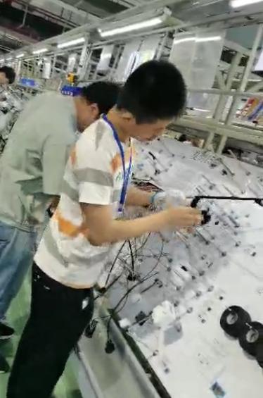 昆山沪光电子彝族小时工A岗位图片 4