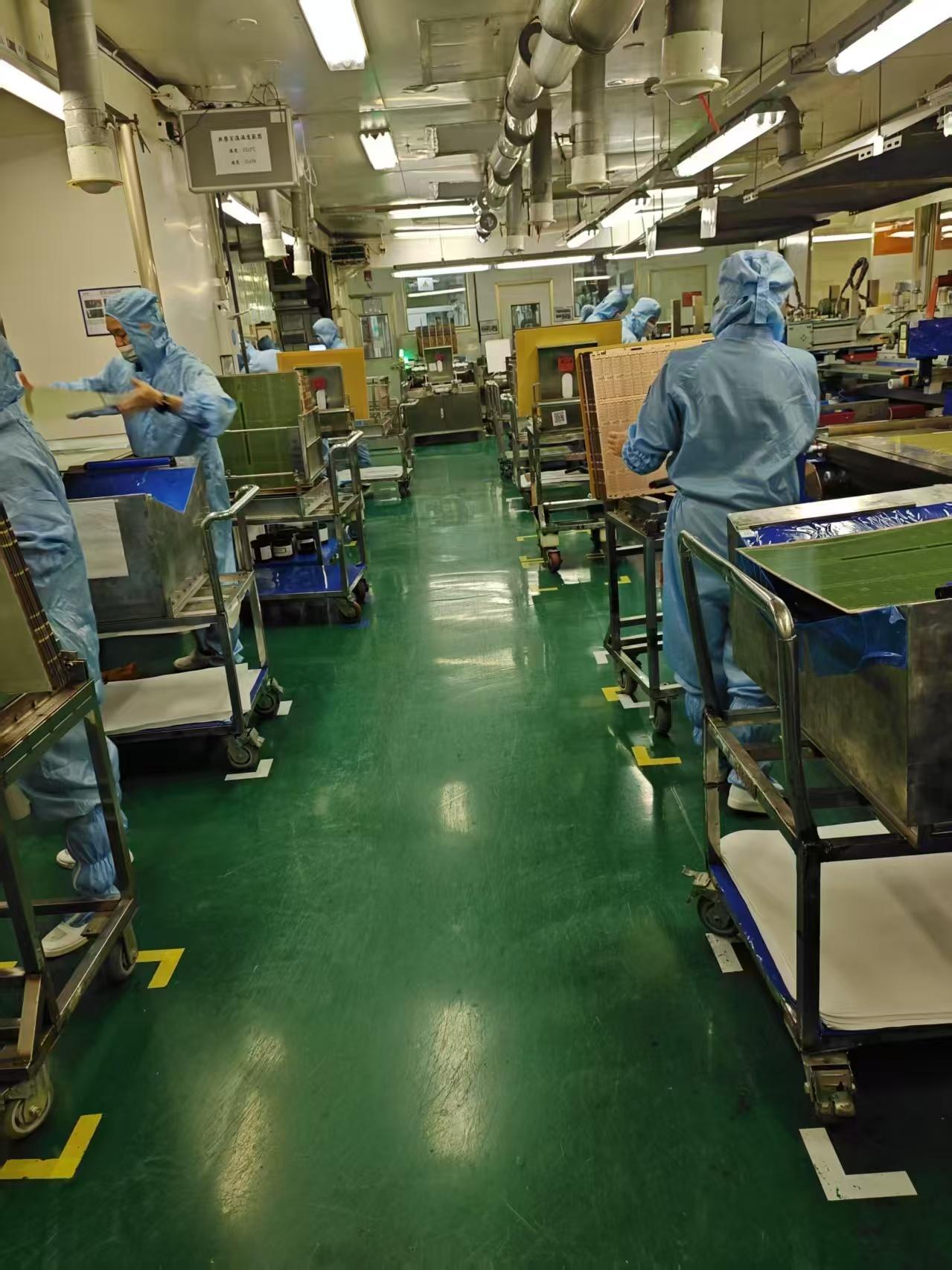 昆山竞陆电子包吃住小时工岗位图片