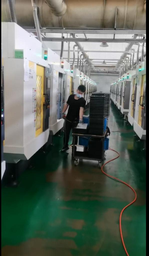 昆山陆新包吃包住小时工岗位图片