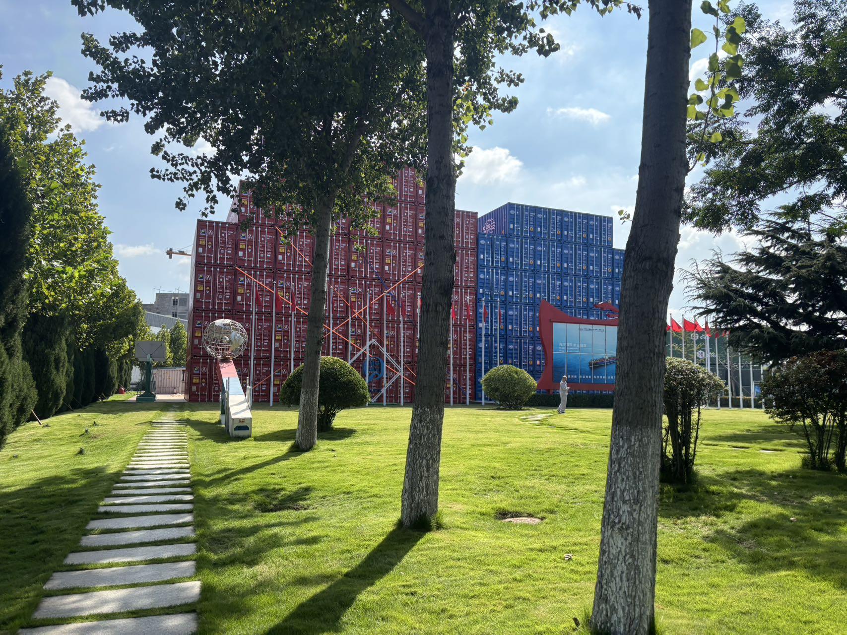 青岛寰宇集装箱日结工岗位图片