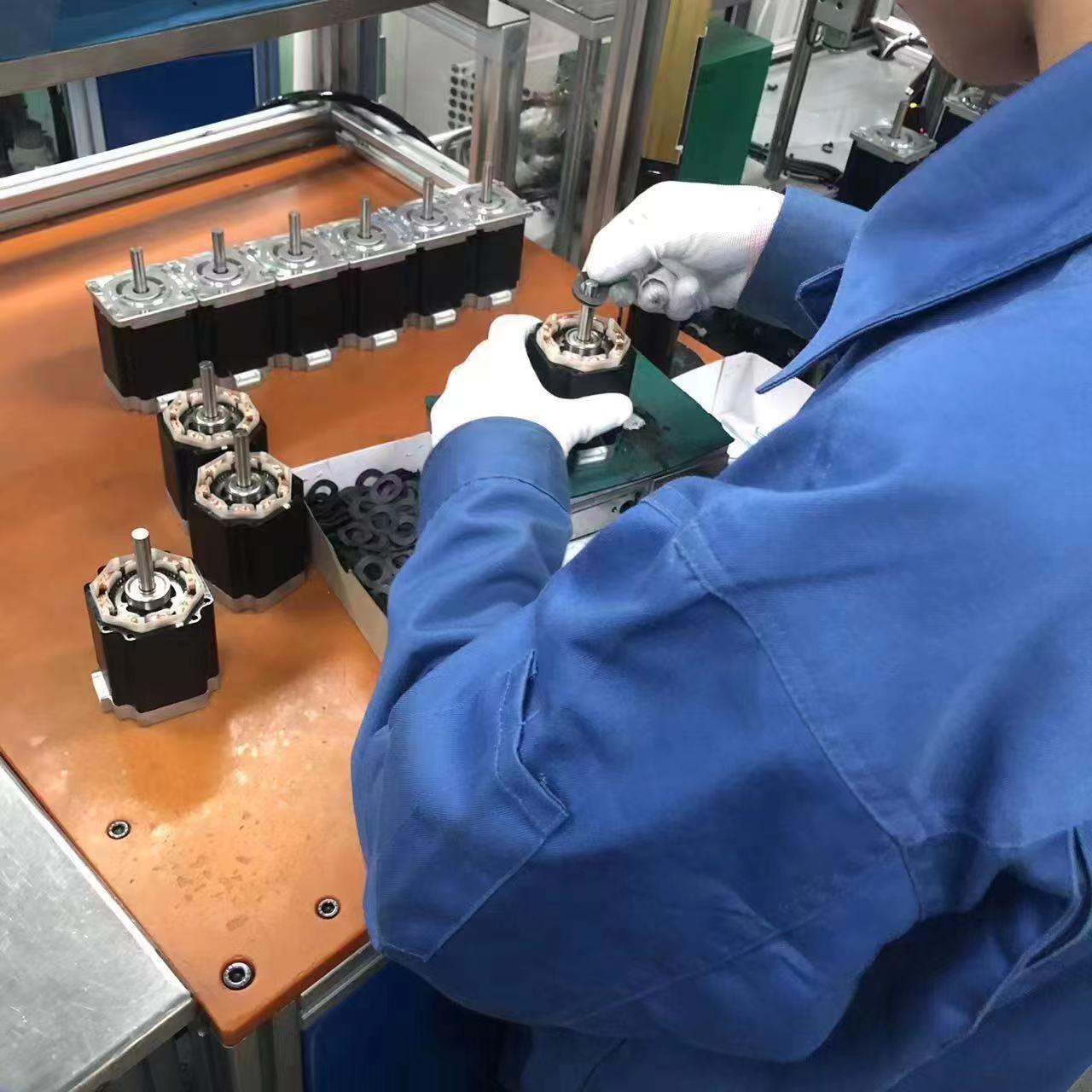 太仓鸣志电器小时工岗位图片