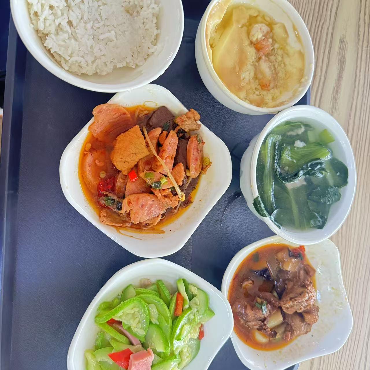 芜湖长虹塑料小时工岗位图片 3