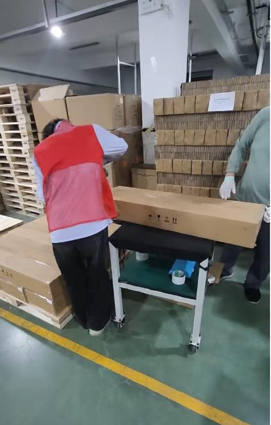 昆山小零件3天后日结岗位图片