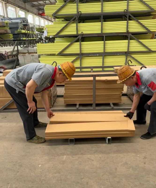 宣城小零件包吃住作业员岗位图片