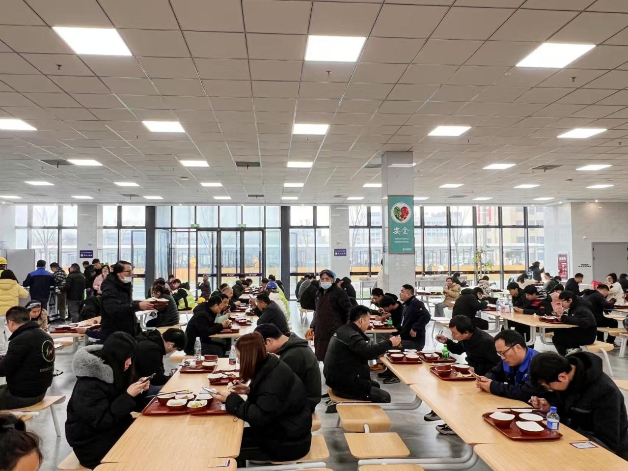 扬州新能源包吃住日结岗位图片 3