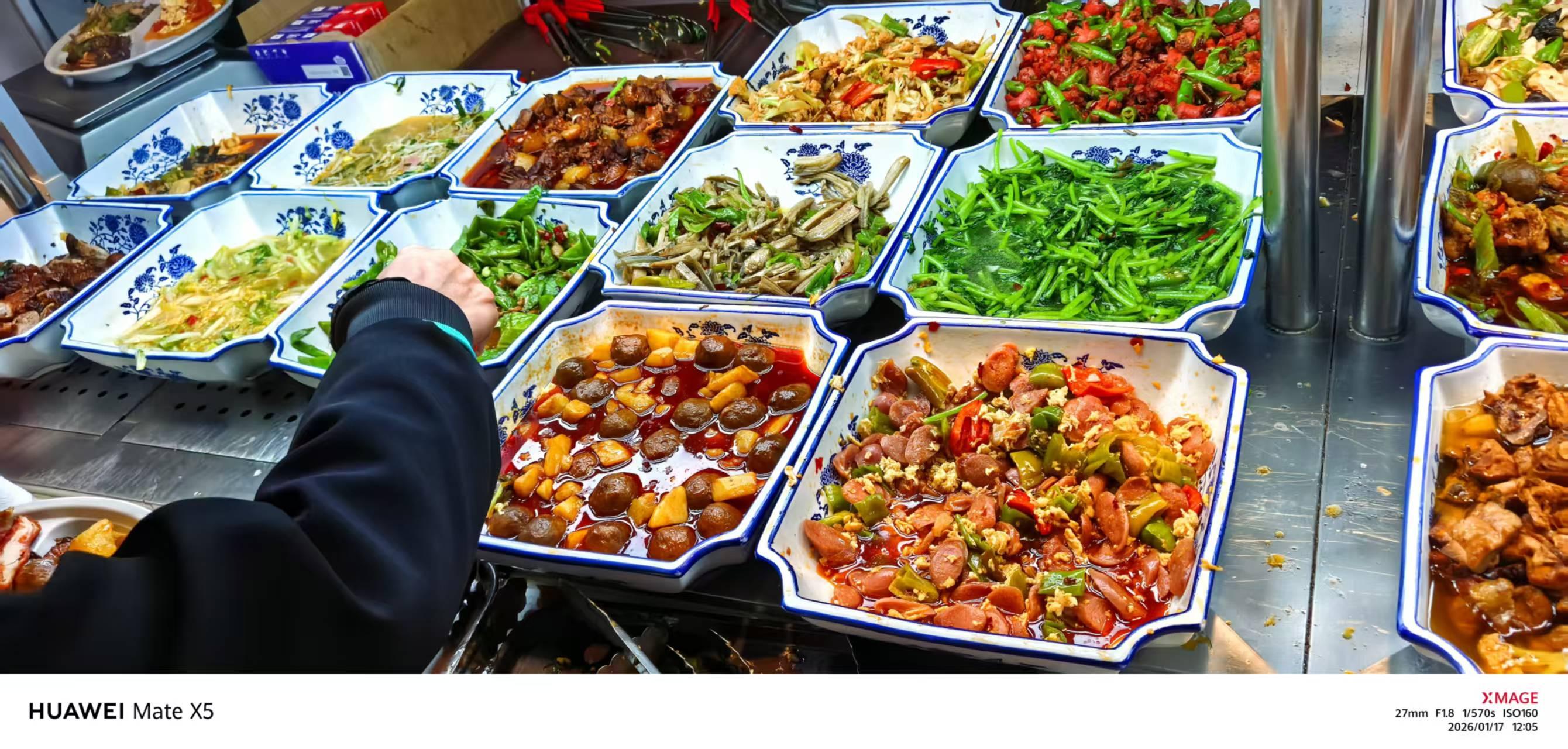 昆山城北讯豪电子小时工岗位图片