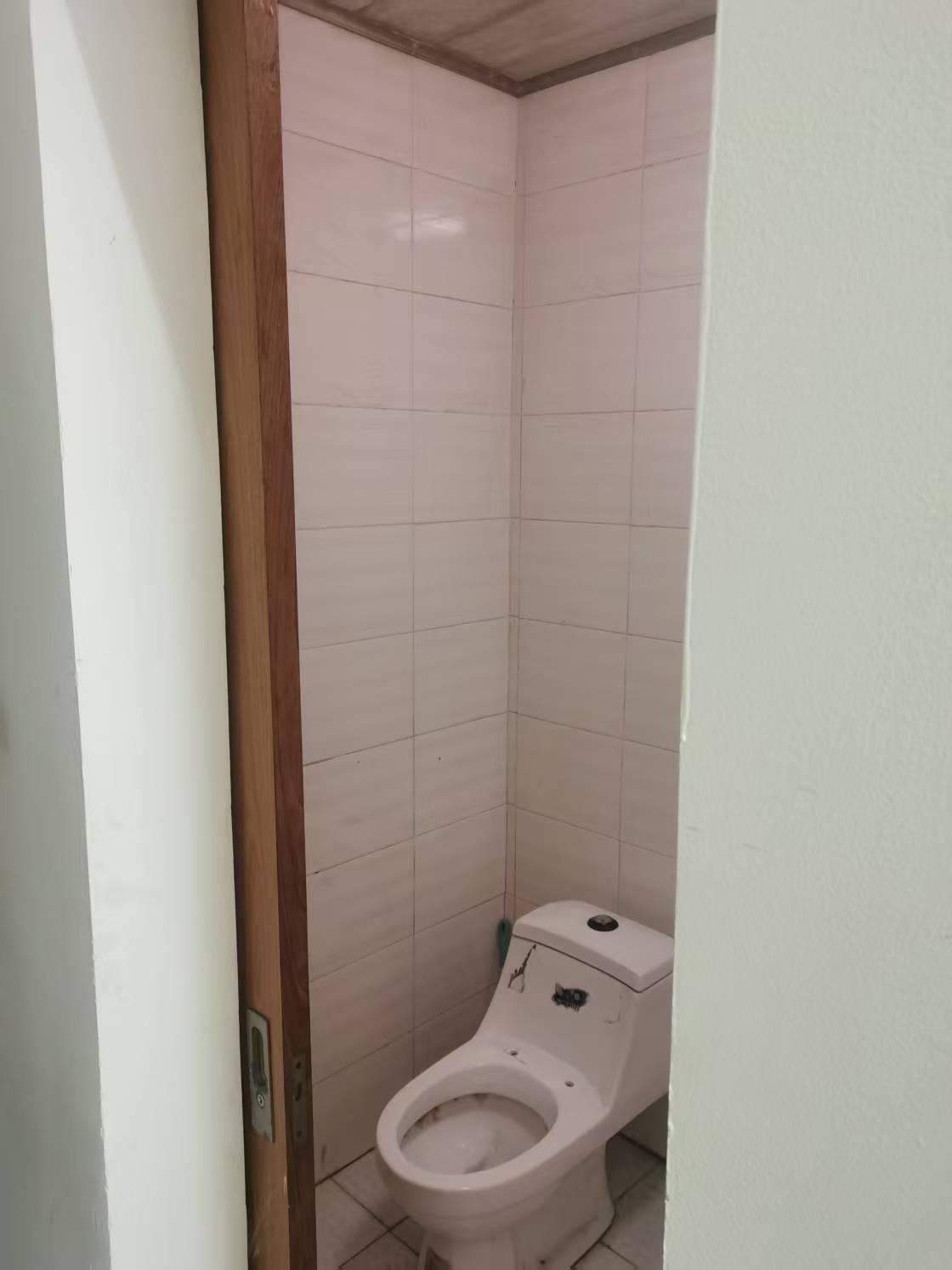 吴江电子通讯包吃住长白班岗位图片