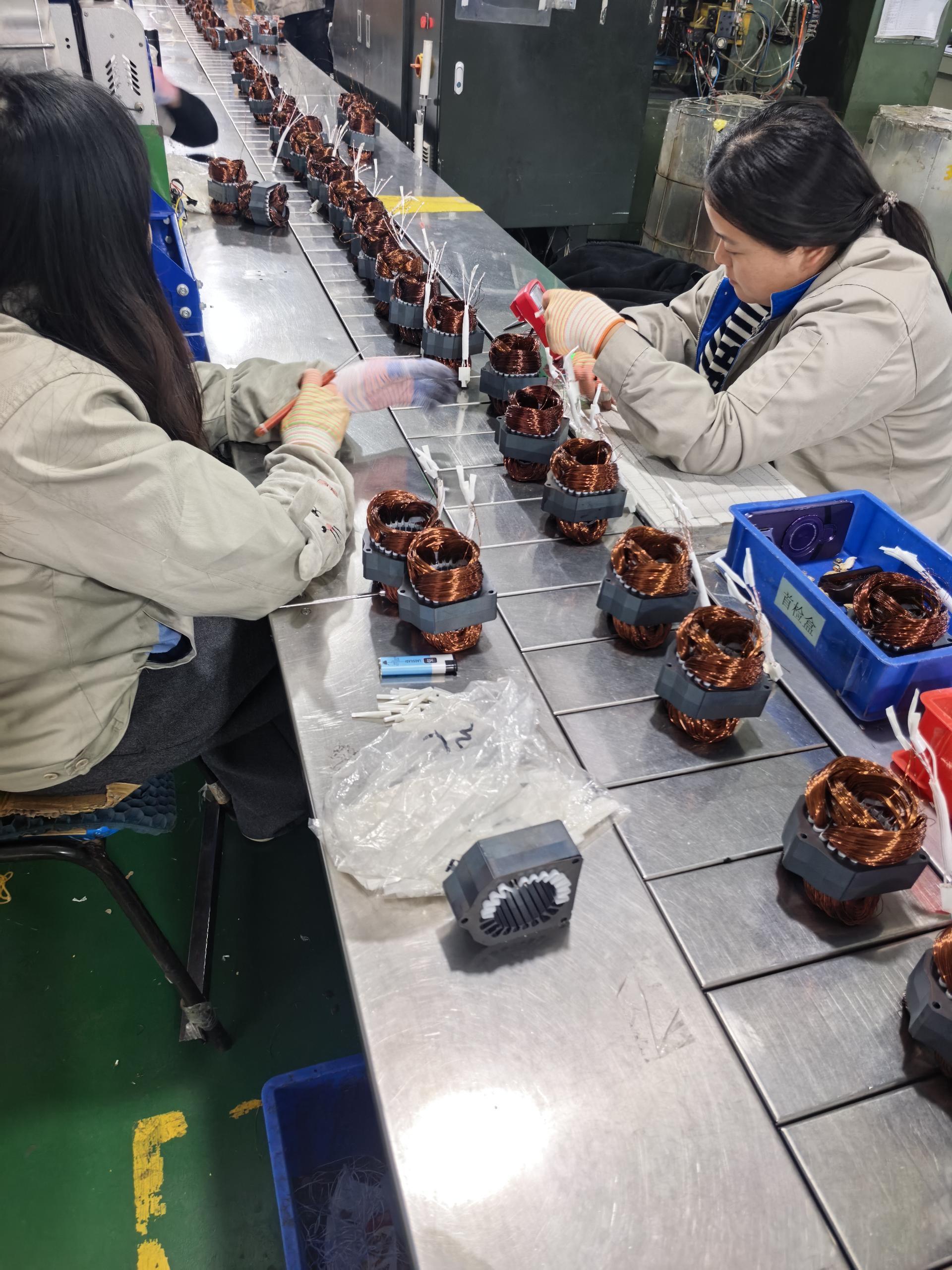 常熟轻松小电机组装普工岗位图片