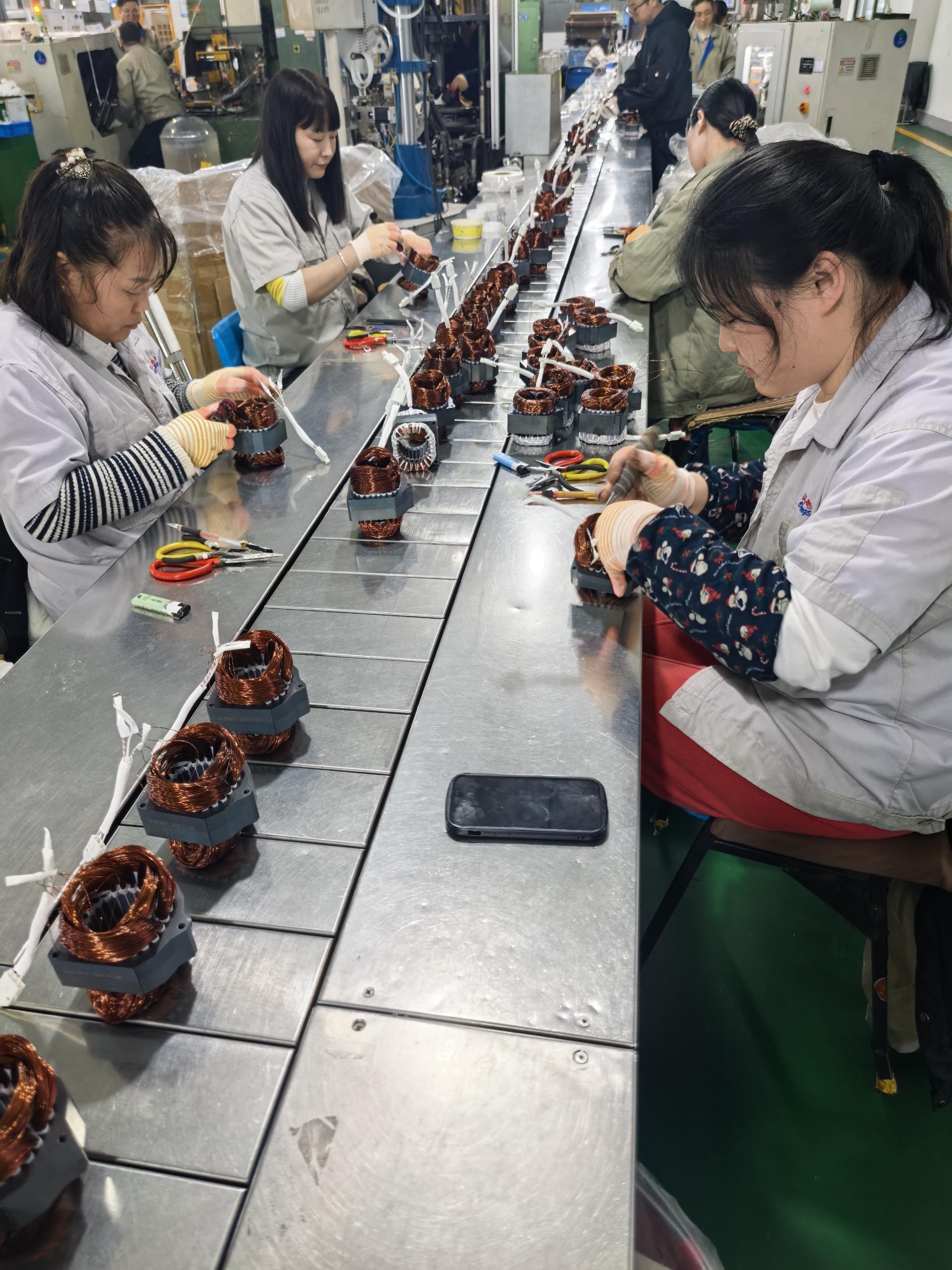 常熟轻松小电机组装普工岗位图片 2