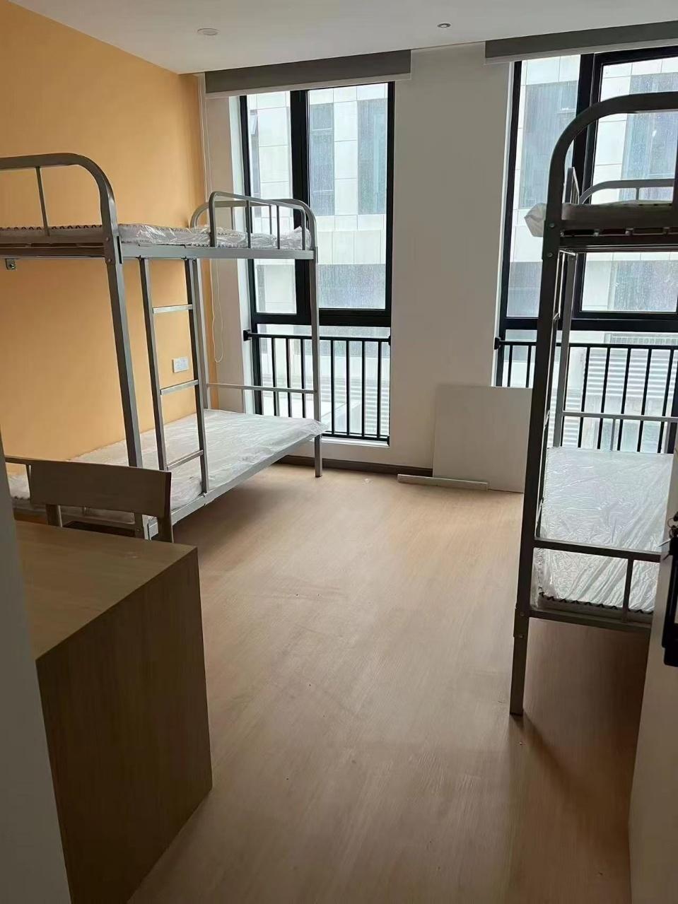 杭州电子小零件小时工岗位图片