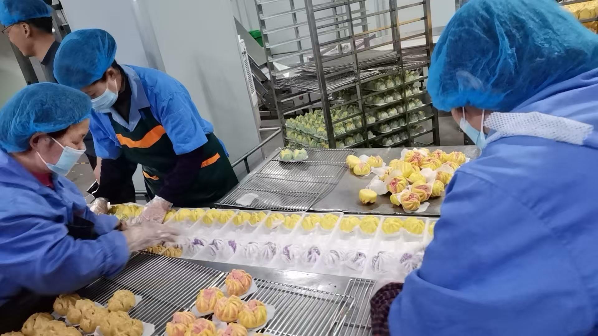 新乡最美包子厂岗位图片