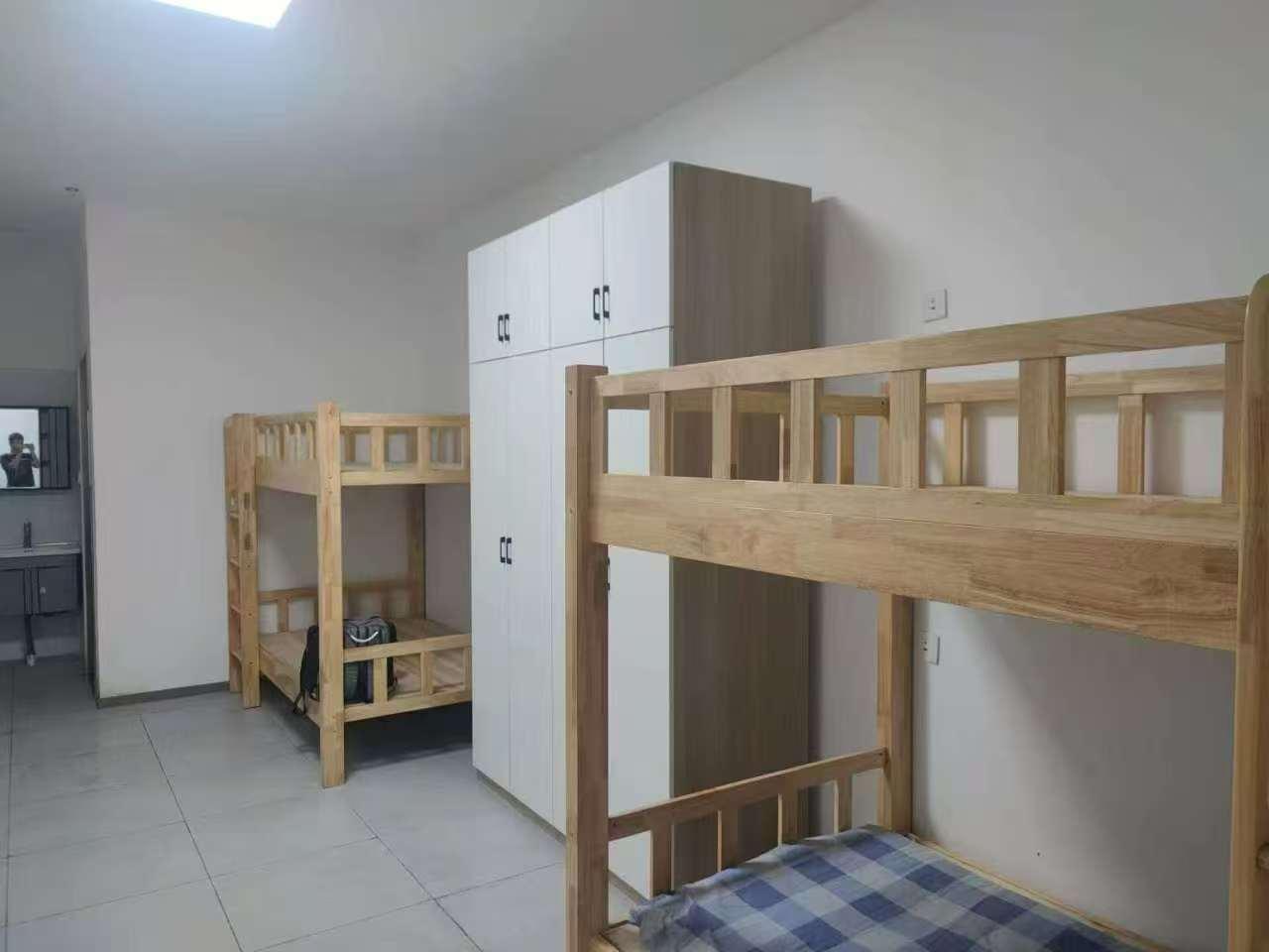 镇江隆鼎包吃住小时工岗位图片