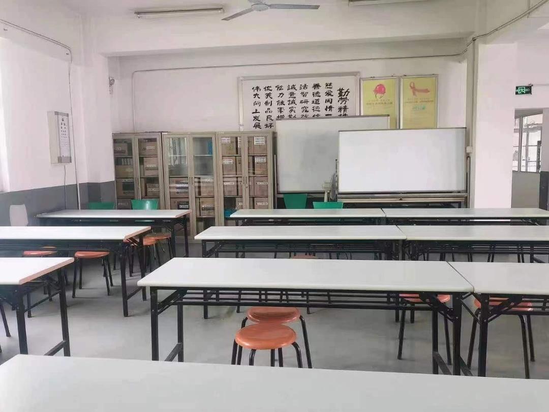 上海三重精密小时工A岗位图片 3