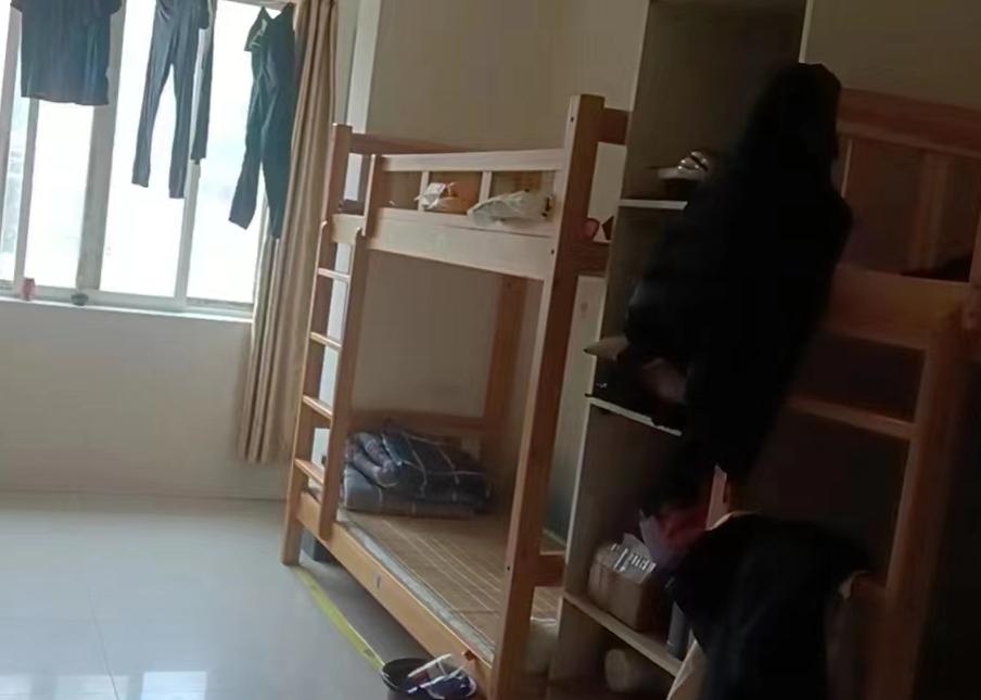 南通大地电气小时工岗位图片