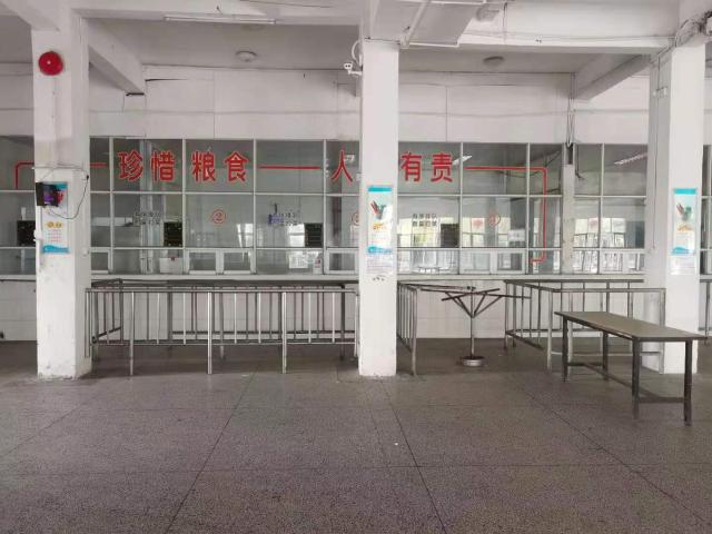镇江大赛璐包吃住小时工岗位图片