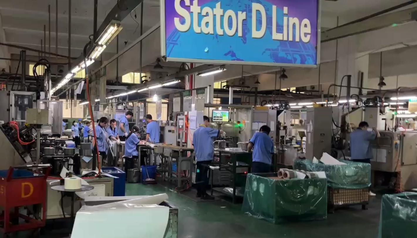 常州洛克电器包吃住小时工岗位图片