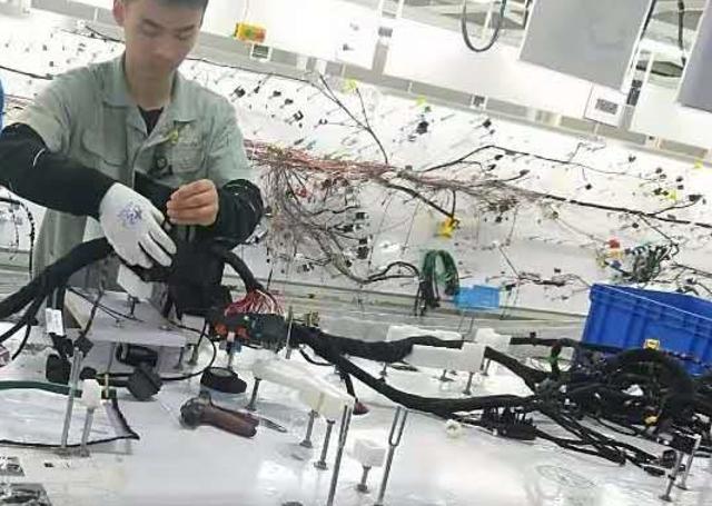 宁波沪光包吃包住小时工岗位图片