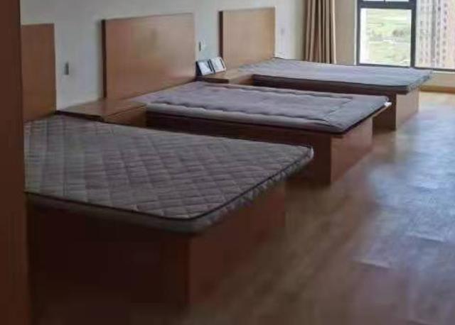 盐城正泰包吃住日结工岗位图片